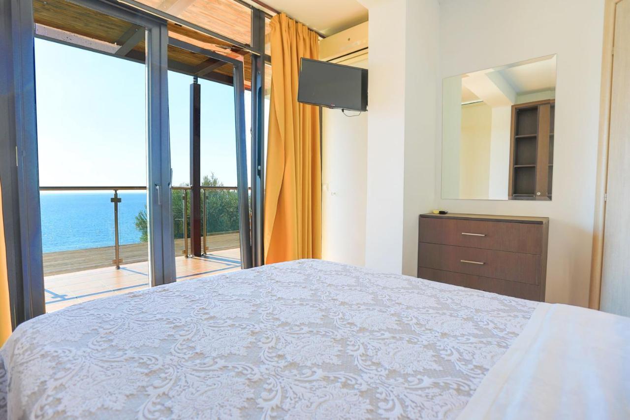 Kalma Villa Ena Nea Moudania Exteriér fotografie